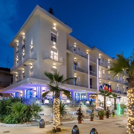Hotel Lido Cattolica Dış mekan fotoğraf
